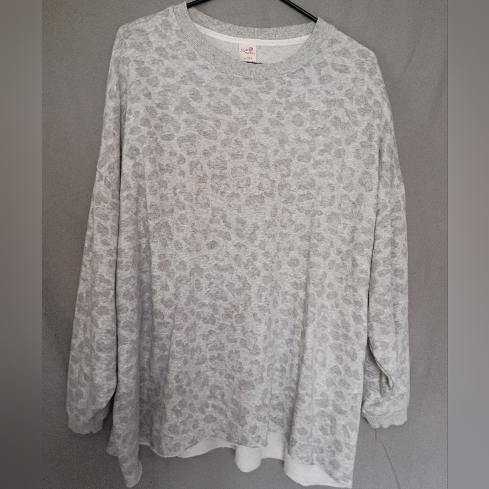 Oversized Light Gray Animal Print Sweater